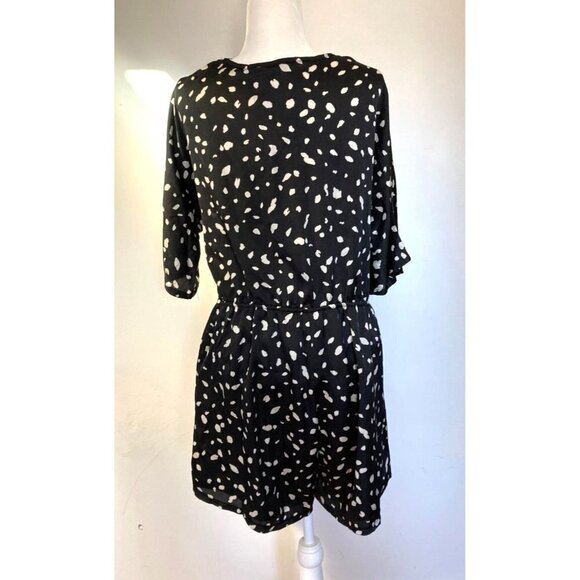 NWT PrettyLittleThing Black Dalmation Wrap Playsuit Romper Size 12 - Picture 2 of 6